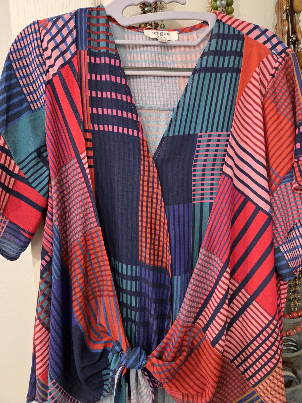 Umgee Multicolor V-Neck Knot Elastic  Front Women's Top - Small